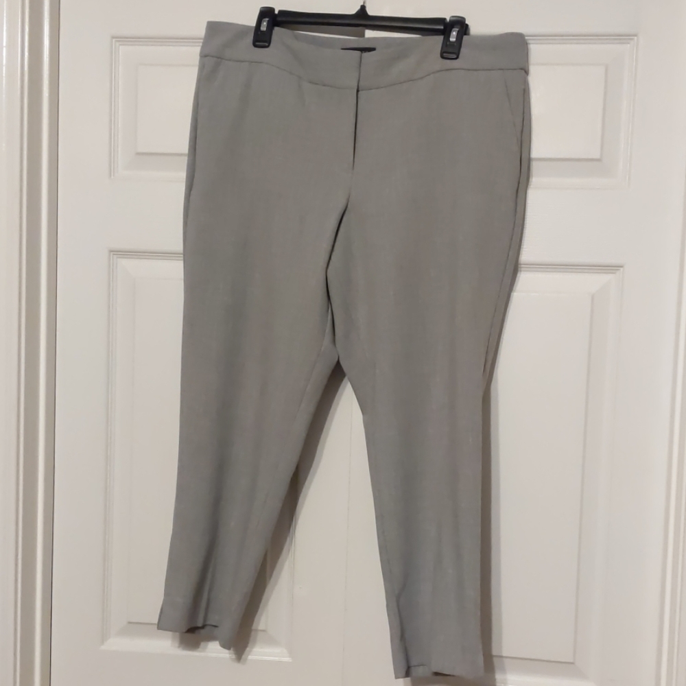 Talbot's Petites signature cropped slacks